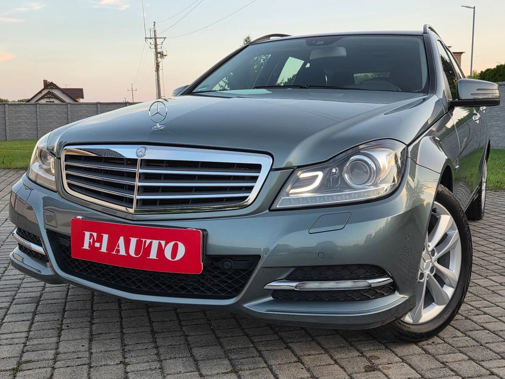 Mercedes-Benz C W204 (2007-2014) 180 BlueEFFICIENCY 7G-TRONIC Elegance 2012
