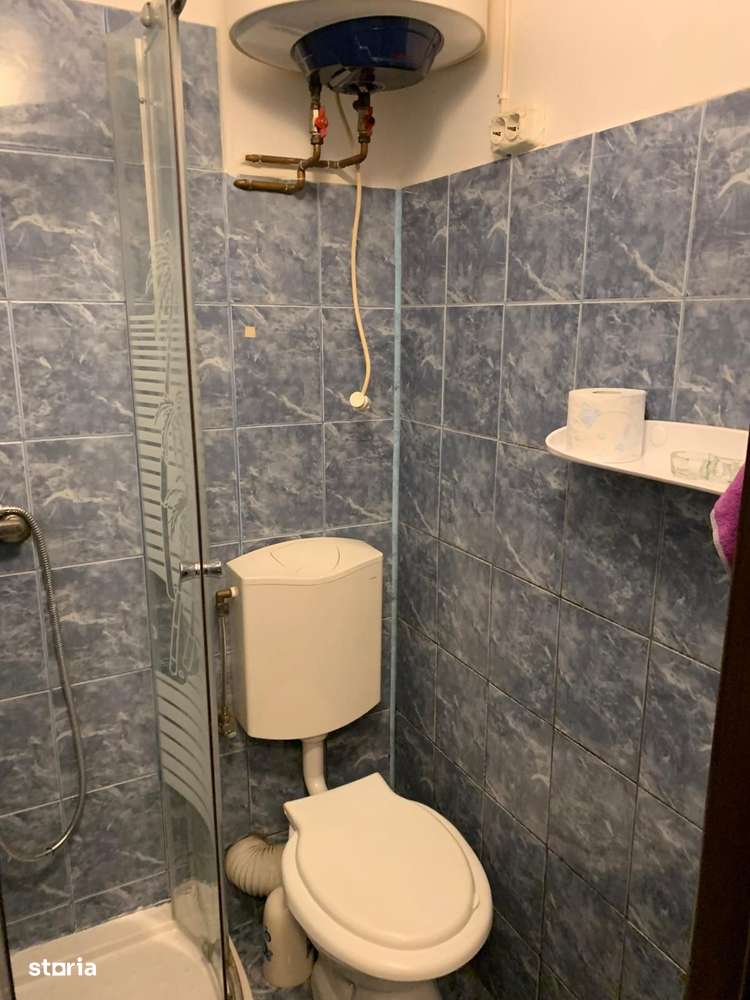 Garsoniera 21 mp Zona Tractorul-5