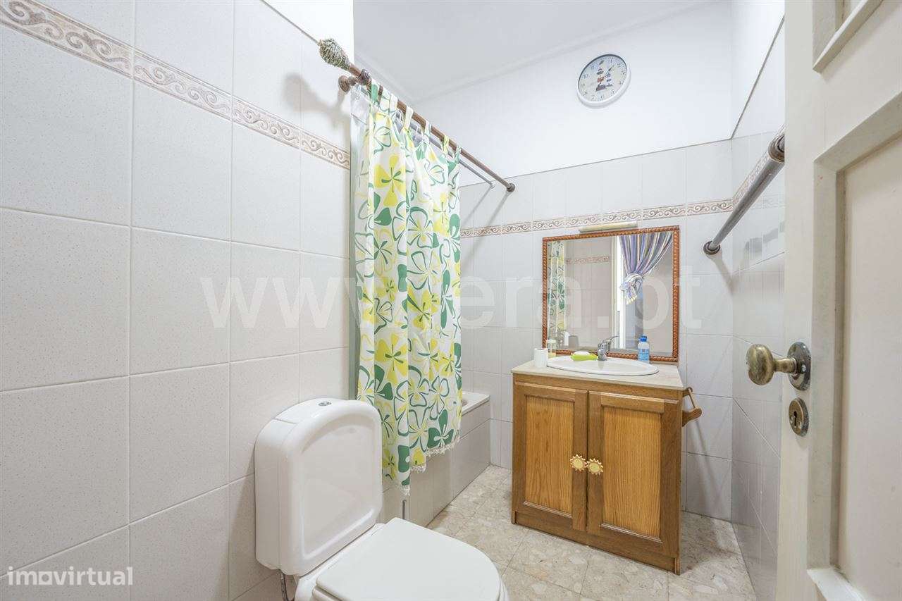 Apartamento T4/T3; Alto do Seixalinho-15