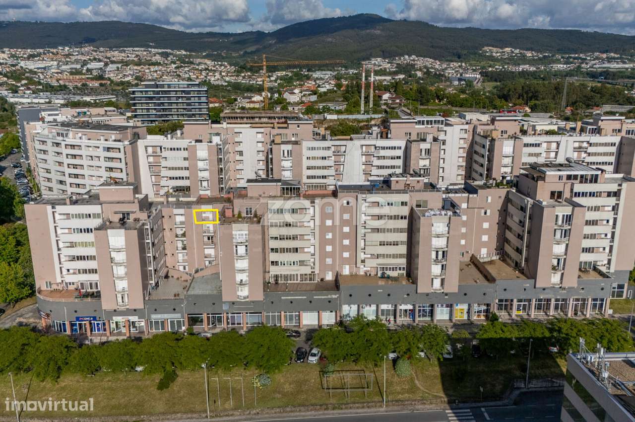 Apartamento T3 em Ferreiros, Braga-43