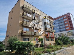 Apartament 3 camere - zona Micro 17