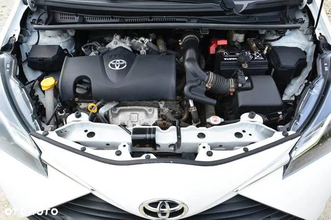 Toyota Yaris 1.5 Active - 11