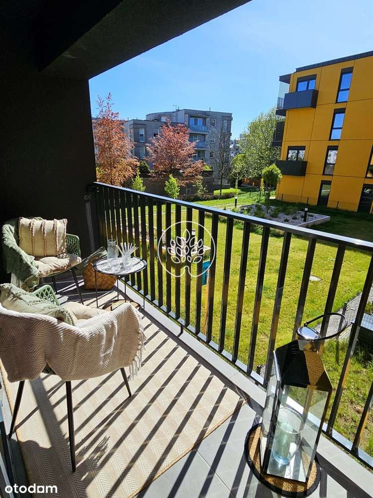 Nowe, słoneczne mieszkanie nowocześnie urządzone-4