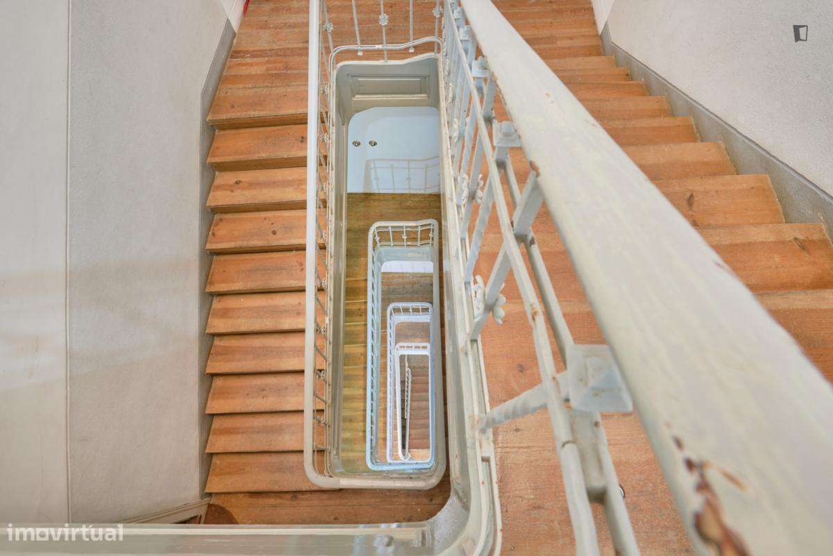 Quarto - localizado em Arroios Lisbon - Grande imagem: 4/6