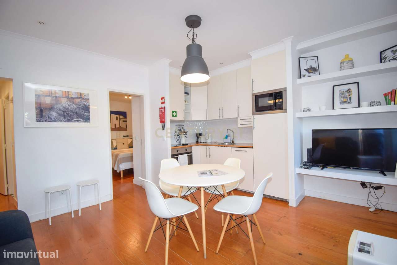 Apartamento T2 explorado em AL, em Santa Maria Maior - Grande imagem: 5/25