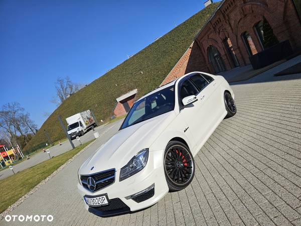 Mercedes-Benz Klasa C 63 AMG 7G-TRONIC Performance Plus - 18