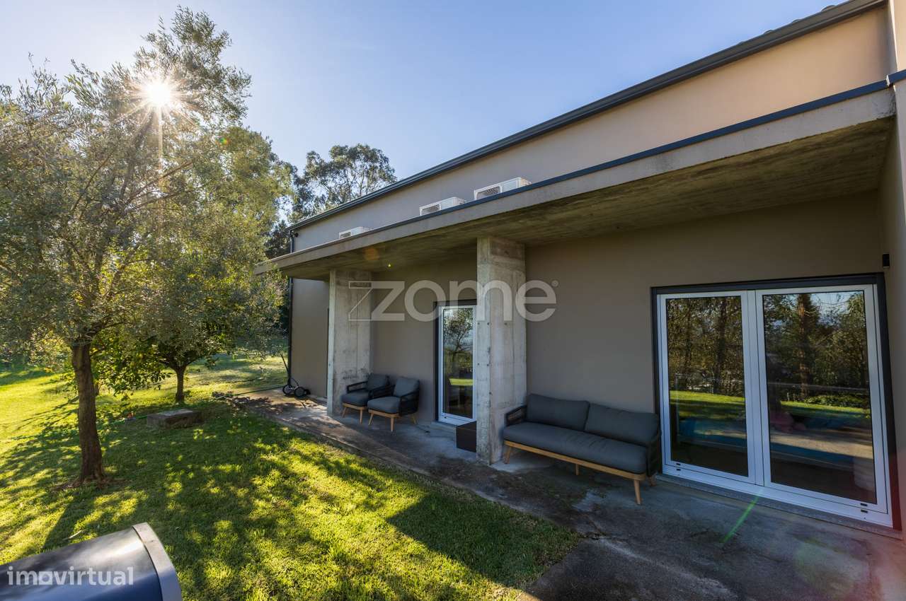 Luxo, privacidade e tecnologia - T4+1 Premium em Guimarães-37