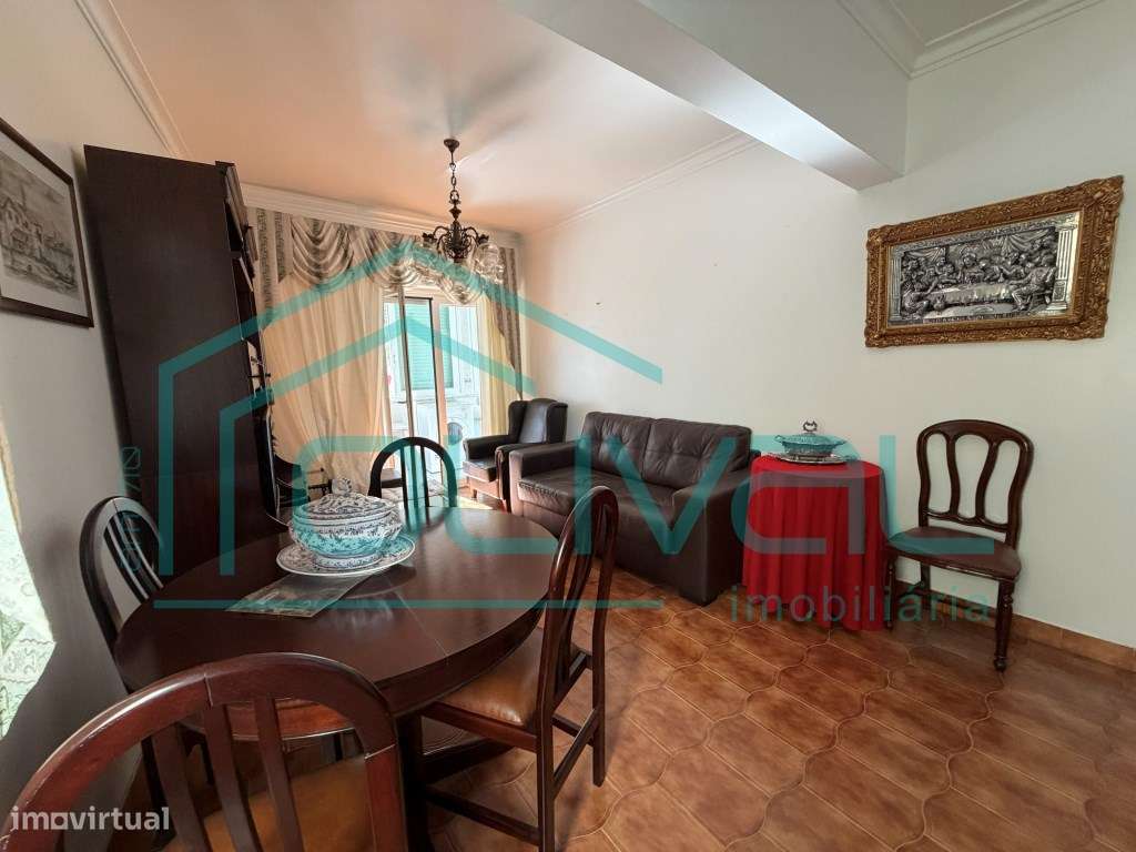 Apartamento T2 Centro de Alverca do Ribatejo-15