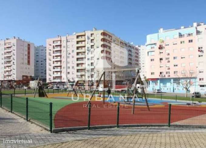 Apartamento T1 - Santa Marta do Pinhal, Corroios-7