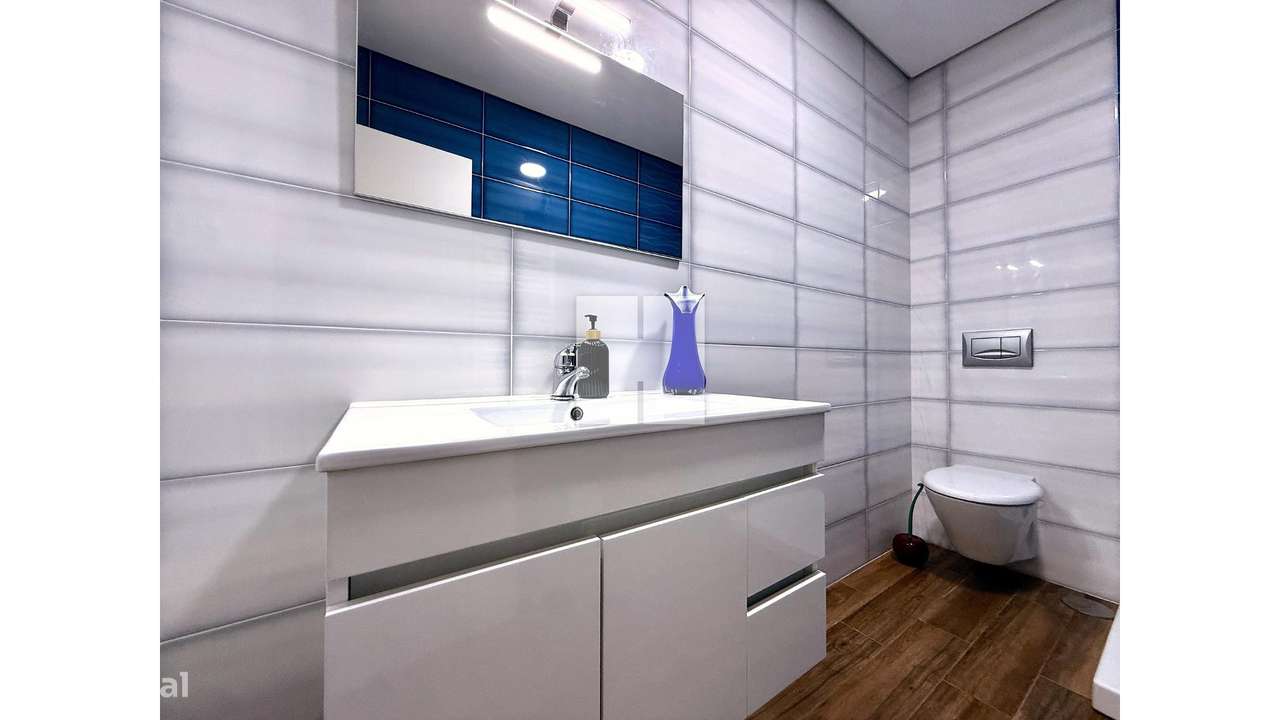 Apartamento T3 c/ Garagem Dupla-23