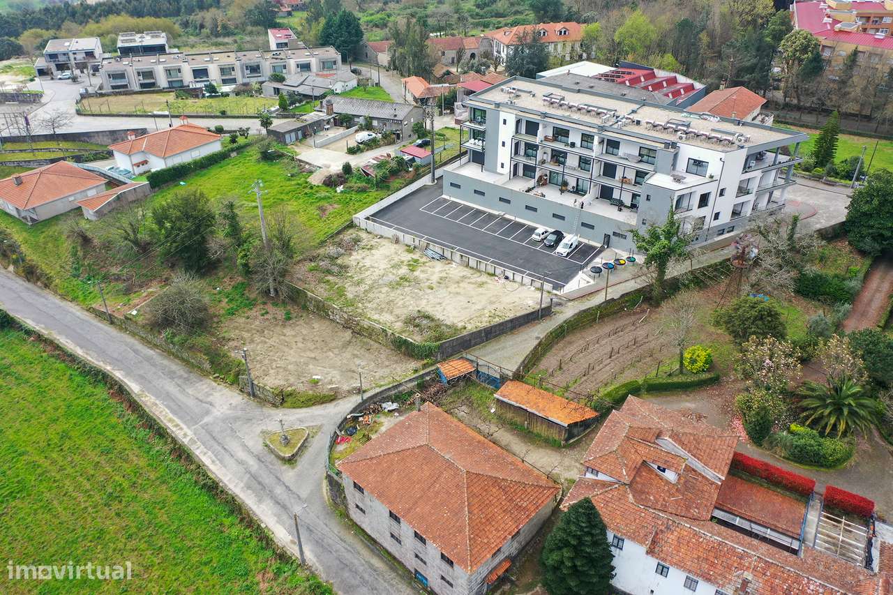 Terreno em Cristelo com 1054 m² – Excelente Localização - Grande imagem: 2/4