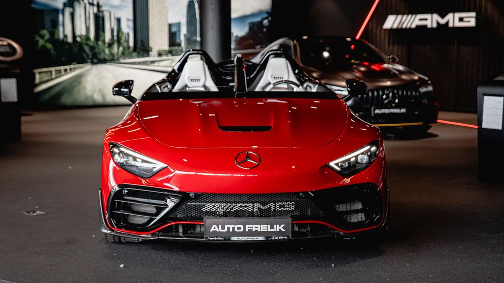 AMG PureSpeed, 1 z 250 szt., 4.0 V8 Biturbo, 585 KM, 800NM