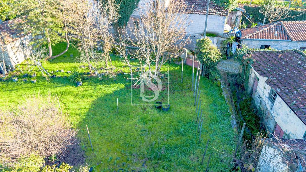 Moradia para Restauro com Terreno - Cepelos Amarante-47