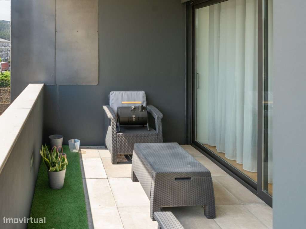 Excelente T3 c/ Garagem Fechada em Celeirós - Braga-15