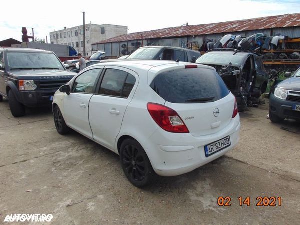 Dezmembrez Opel Corsa D motor 1.0 cutie manuala servo bara usa aripa far stop haion caseta oglinda - 1