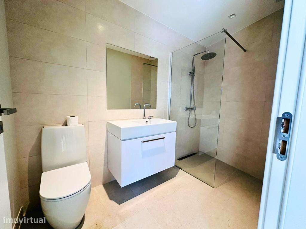 Moradia T3 Moderna com 3 Suítes no Centro do Funchal – Zona do Til-30