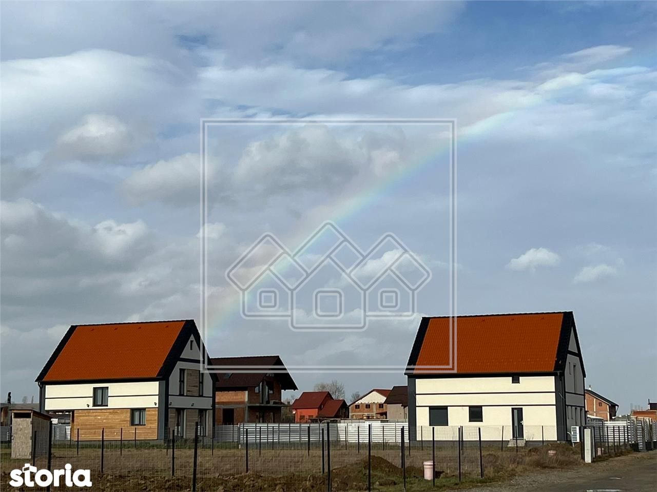 Casa in Talmaciu,individuala, ansamblu nou, zona de case