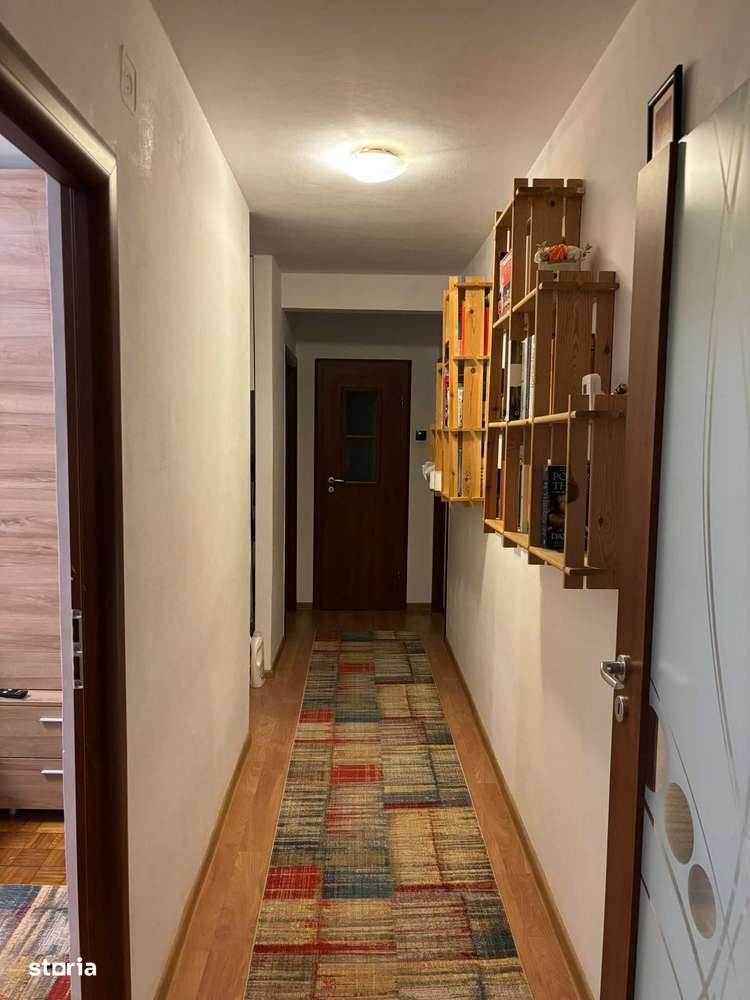 Apartament de 4 camere zona  Harmanului - Imagine principală: 3/6