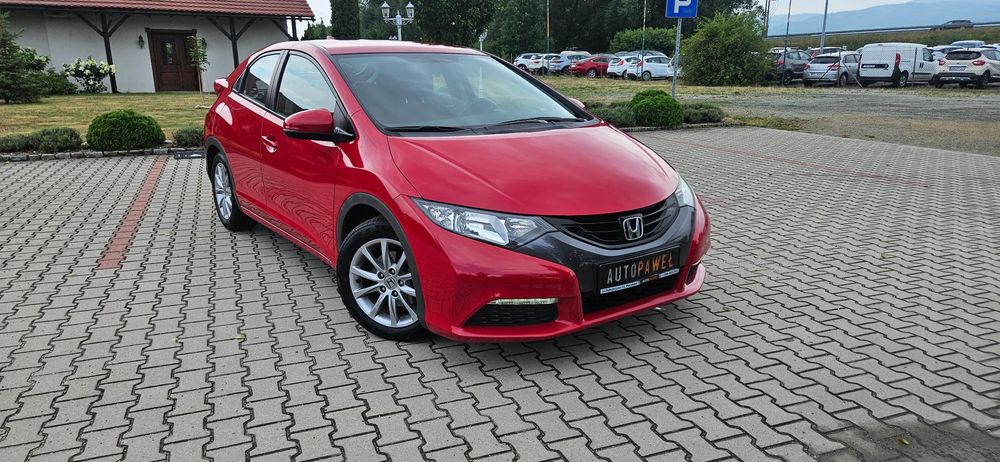 Honda Civic IX (2011-2017) 1.4 i-VTEC Comfort Black Edition 2012