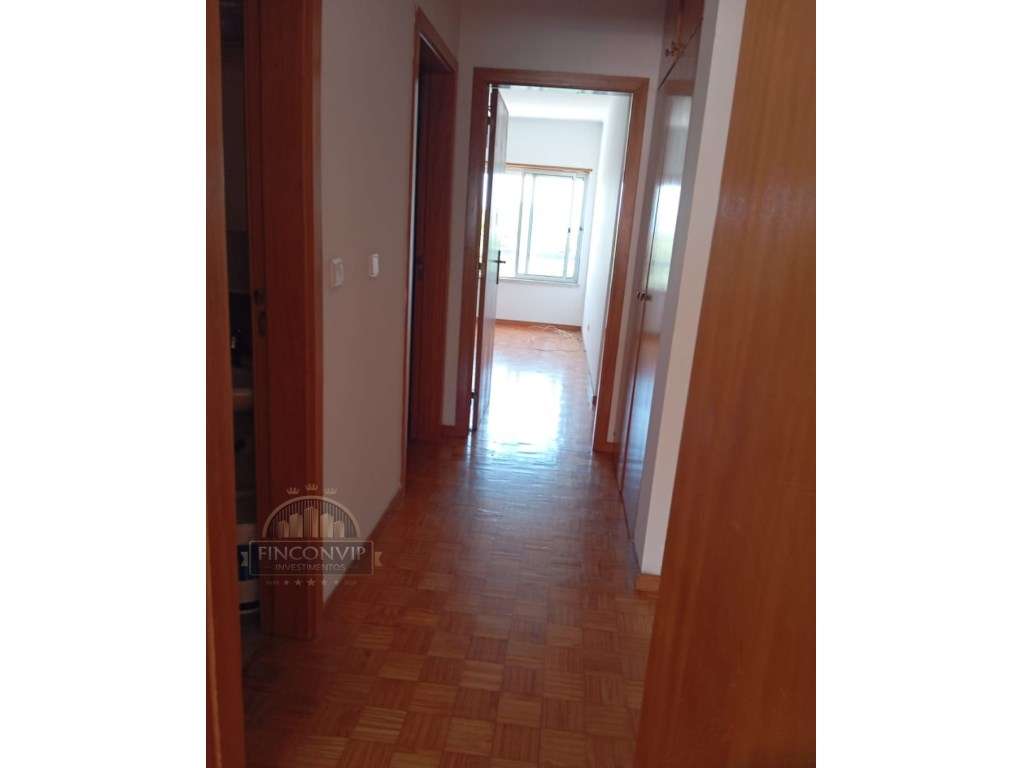 Apartamento T3, em Monte de Caparica ,Almada, na Praça Mario Dionisio-11