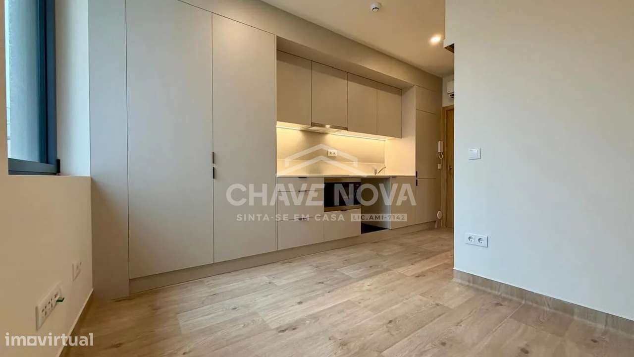 Estúdio Novo a 200m do ISCAP, em Matosinhos - Grande imagem: 4/13