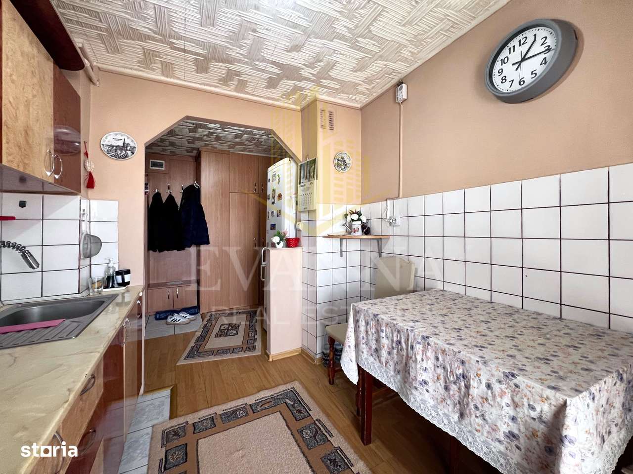 De vanzare 3 camere , decomandat -zona Vasile Alecsandri.-6