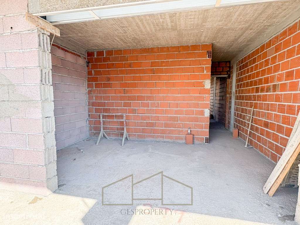 Moradia T4 em Fernão Ferro-32