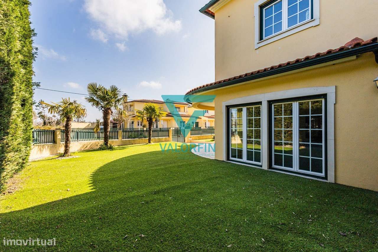 Moradia T4 c/ Jardim e Logradouro - Trutas - Marinha Grande-47