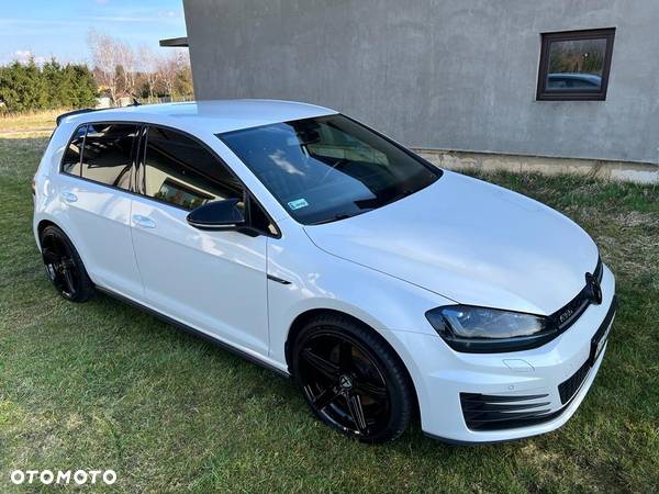 Volkswagen Golf VII 2.0 TDI BMT GTD - 7