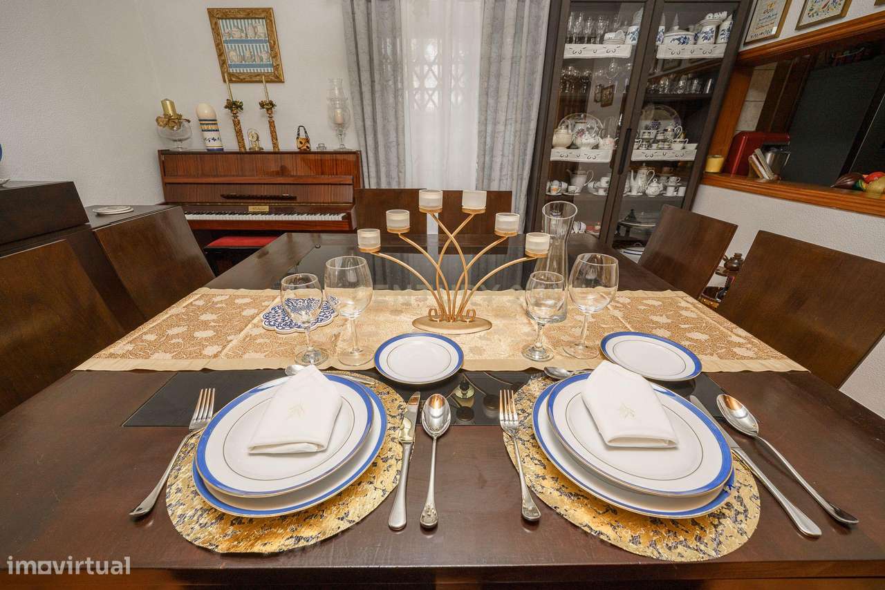 Moradia T5 de Charme com piscina, em Palmela. Conforto, Elegância e Fu-5