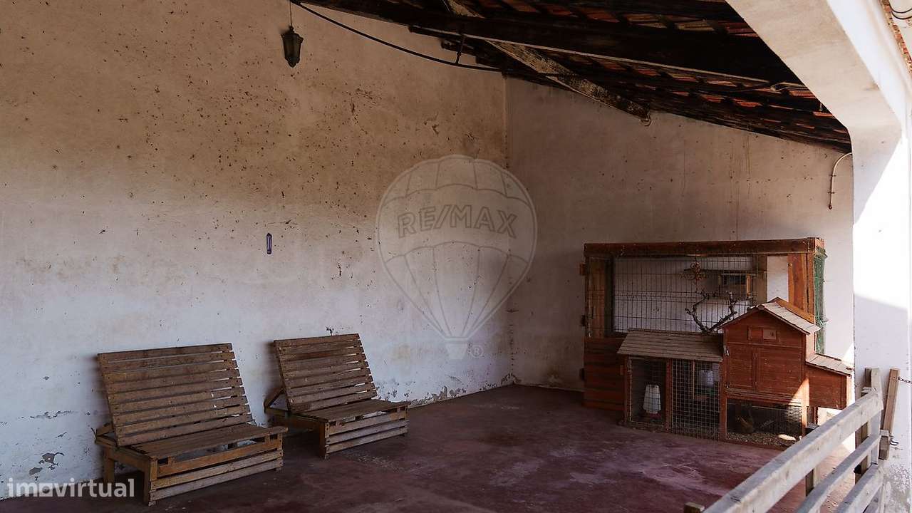 Moradia T4 para venda-16