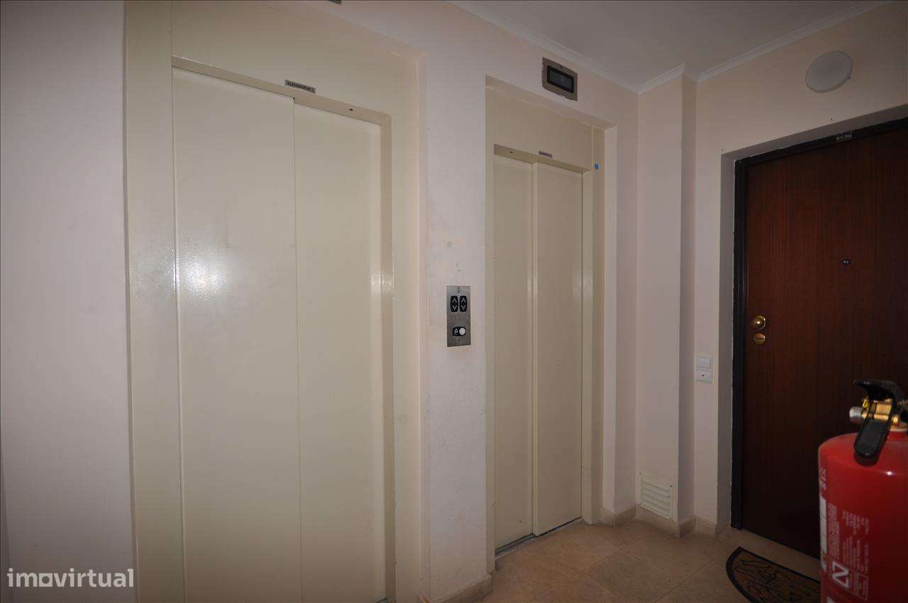 Apartamento em Alenquer, Santo Estêvão - Grande imagem: 2/29