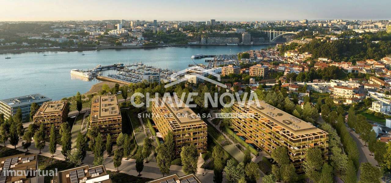 Apartamento T3 NOVO com Varanda-18