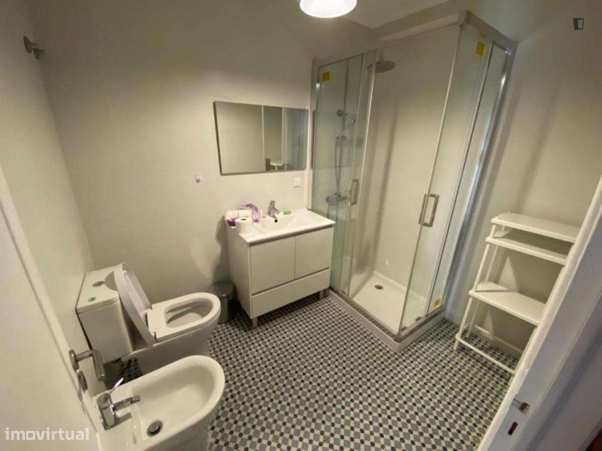 Apartamento com 2 quartos - localizado em Avenida da Liberdade Lisbon - Grande imagem: 5/6