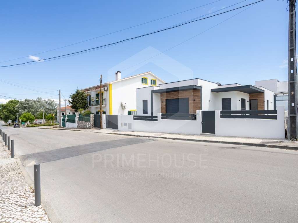 Moradia com 3 suites, garagem e piscina na Av. de Negreiros - Quint...-36