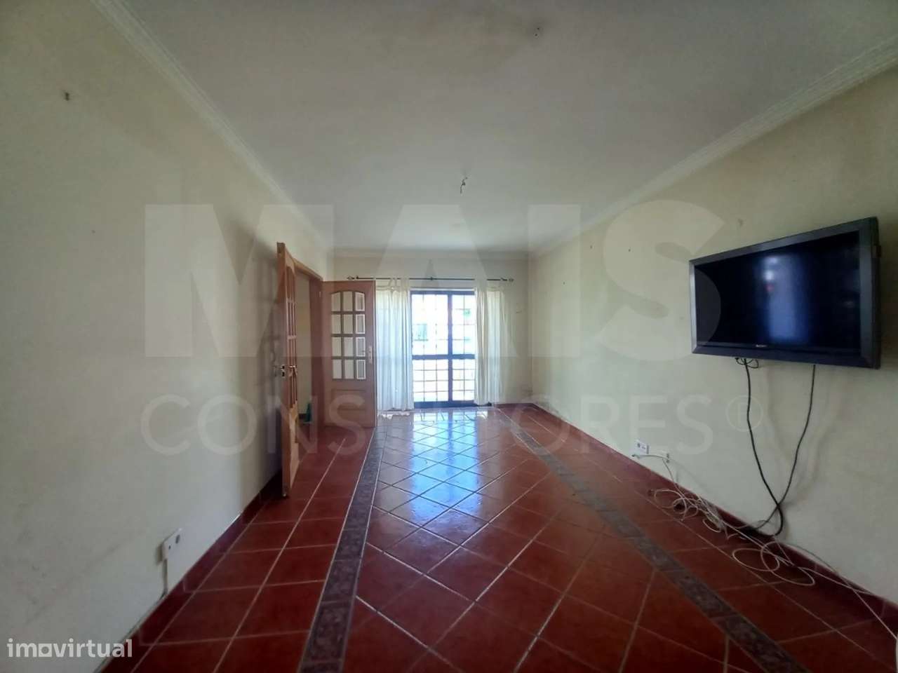 Moradia de 5 Assoalhadas em Ribamar C/ lote de 300m2 e Sótão amplo - Grande imagem: 5/49