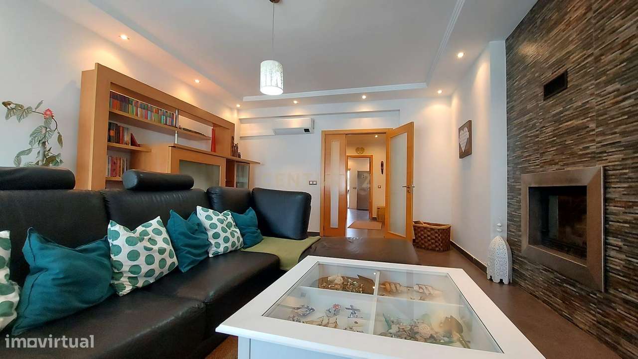 T5 Duplex em Alcochete | Vista Rio | Terraço Panorâmico-12