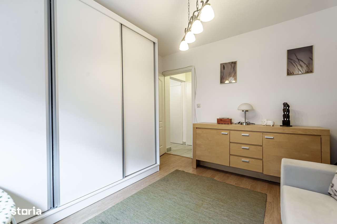 Rezervat Apartament cu 2 camere amenajat, etajul 2, zona Podgoria-6