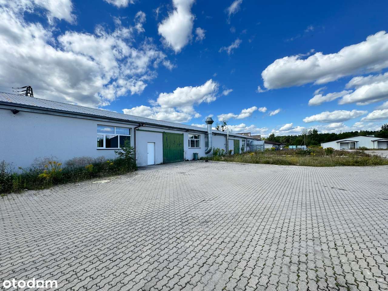 Hale produkcyjne magazynowe zespół budynków 3800 m2 działka 5 Ha-3