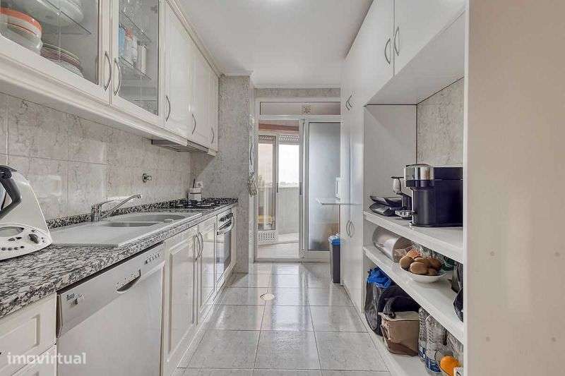 Arrenda T2+3 Hospital São João - Grande imagem: 4/10