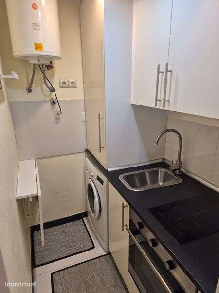 Alugo T1 centro Porto Junto Universidades mobilado - disponível Junho - Grande imagem: 4/5