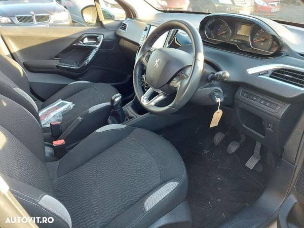 Bancheta spate Peugeot 208 2015 HATCHBACK 1.2 i EB2F - 6