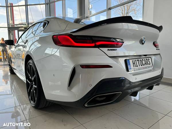 BMW M8 M850i xDrive AT - 17