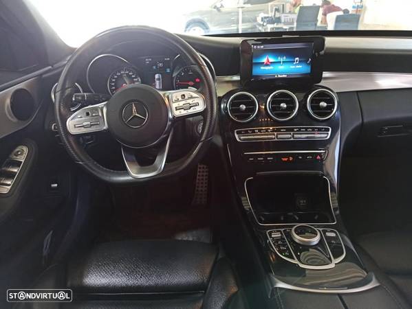 Mercedes-Benz C 220 d AMG Line - 4