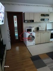 Apartament 3 camere in Floresti