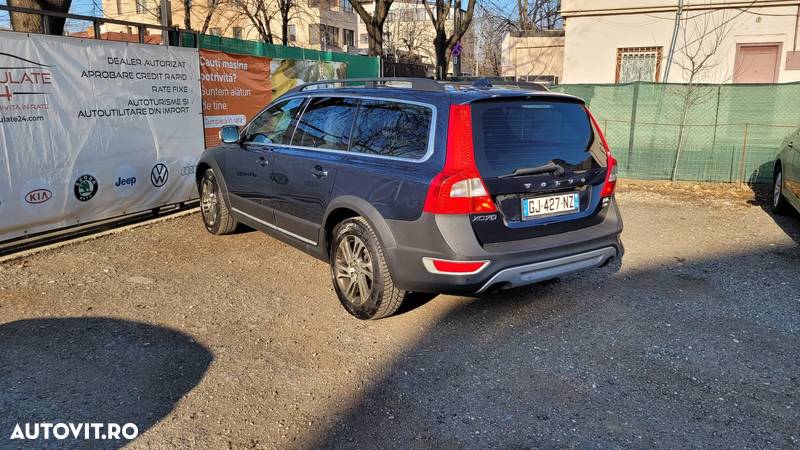 Volvo XC 70 D5 AWD Summum - 6