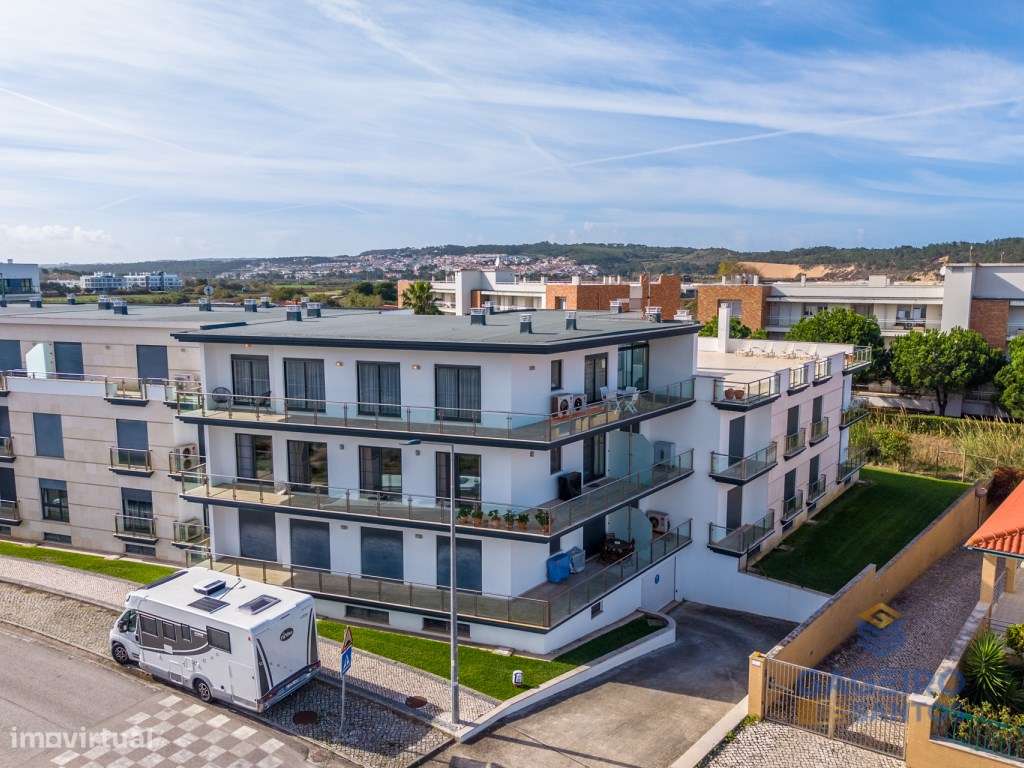 Espaçoso apartamento T3 com terraço privativo - São Martinho do Porto-54