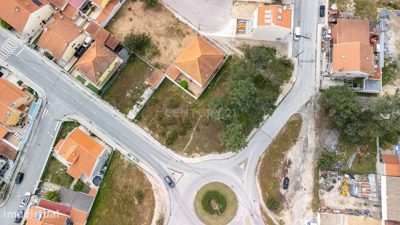 Terreno na Quinta do Conde para construção de edificio-13