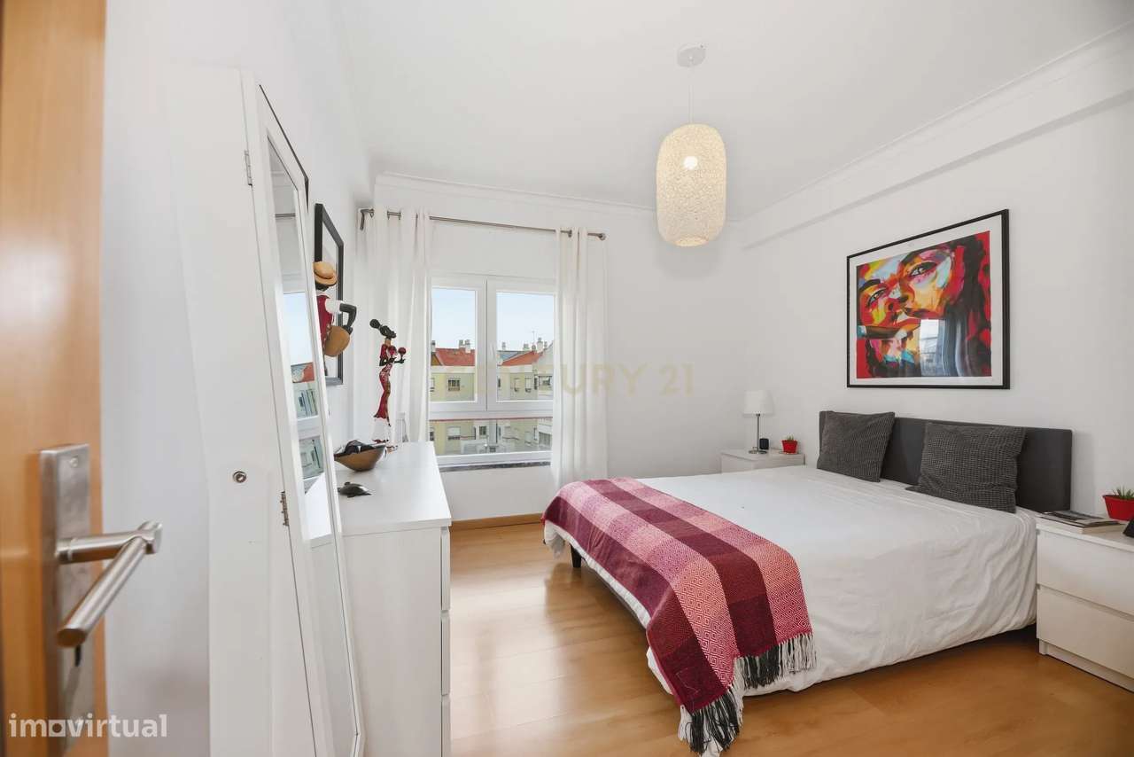 Apartamento T4 em Moita, Setúbal - Oportunidade Única!-15