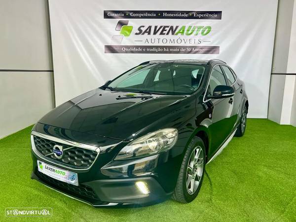 Volvo V40 Cross Country 2.0 D2 Momentum - 1